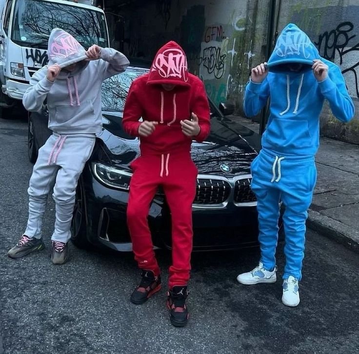 Syna World Clothing